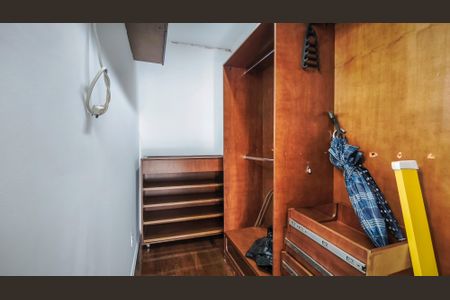 Apartamento à venda com 80m², 2 quartos e 1 vaga Apartamento à venda com 80m², 2 quartos e 1 vagaQuarto de Serviço