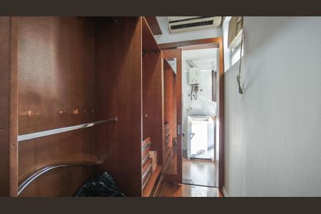 Apartamento à venda com 80m², 2 quartos e 1 vaga Apartamento à venda com 80m², 2 quartos e 1 vagaQuarto de Serviço