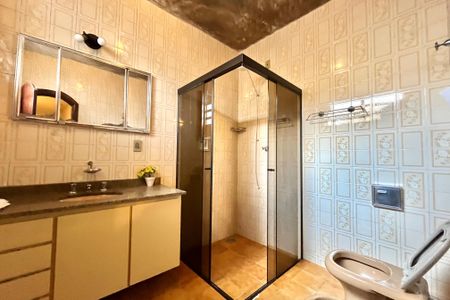 Casa à venda com 246m², 4 quartos e 4 vagas Casa à venda com 246m², 4 quartos e 4 vagasSuite 3