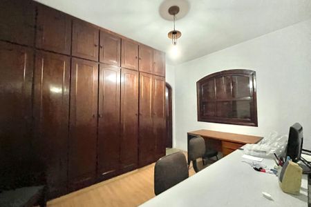 Casa à venda com 246m², 4 quartos e 4 vagas Casa à venda com 246m², 4 quartos e 4 vagasSuite 2