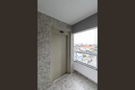 Apartamento à venda com 40m², 2 quartos e sem vaga Apartamento à venda com 40m², 2 quartos e sem vagaÁrea Comum - Elevador