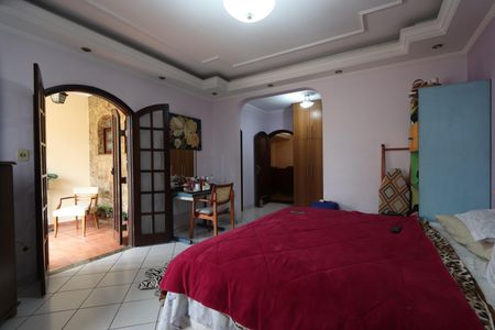 Casa à venda com 446m², 3 quartos e 4 vagasSuíte