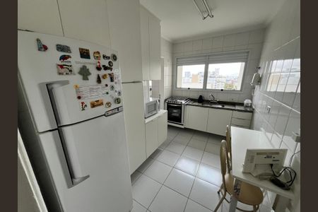 Apartamento à venda com 80m², 3 quartos e 2 vagasCozinha