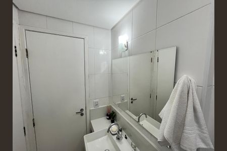 Apartamento à venda com 80m², 3 quartos e 2 vagasBanheiro suíte 2