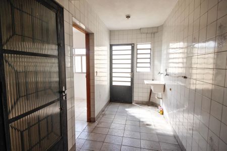 Casa para alugar com 200m², 3 quartos e 4 vagasÁrea de serviço