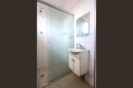 Casa para alugar com 200m², 3 quartos e 4 vagasBanheiro 1