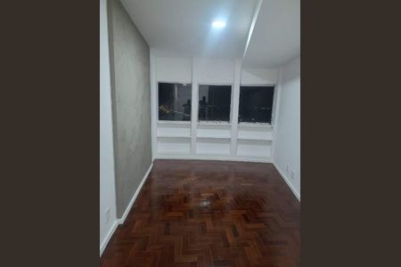 Apartamento à venda com 36m², 1 quarto e 1 vaga