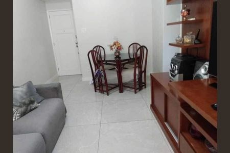Apartamento à venda com 70m², 2 quartos e sem vaga