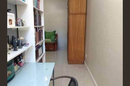 Apartamento à venda com 70m², 2 quartos e sem vaga
