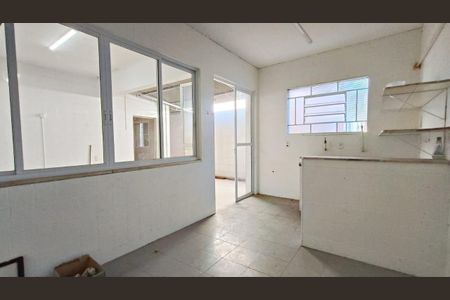 Casa à venda com 73m², 4 quartos e 3 vagas Casa à venda com 73m², 4 quartos e 3 vagasFoto 12