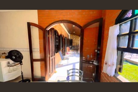 Casa à venda com 409m², 4 quartos e 6 vagas