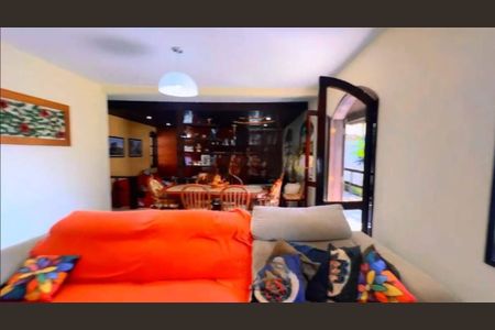 Casa à venda com 409m², 4 quartos e 6 vagas