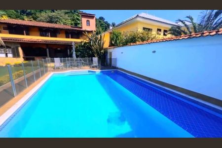 Casa à venda com 409m², 4 quartos e 6 vagas