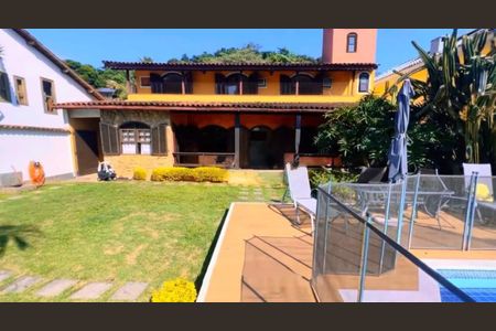 Casa à venda com 409m², 4 quartos e 6 vagas