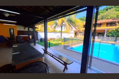 Casa à venda com 409m², 4 quartos e 6 vagas