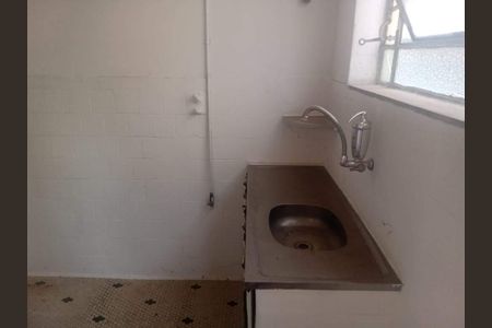 Apartamento à venda com 76m², 2 quartos e sem vaga