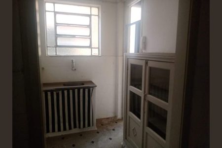 Apartamento à venda com 76m², 2 quartos e sem vaga