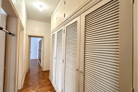 Apartamento à venda com 210m², 4 quartos e 1 vagaCorredor