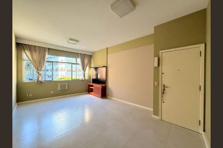 Apartamento à venda com 89m², 2 quartos e sem vaga