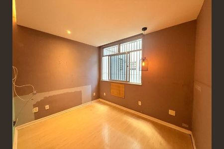 Apartamento à venda com 89m², 2 quartos e sem vaga