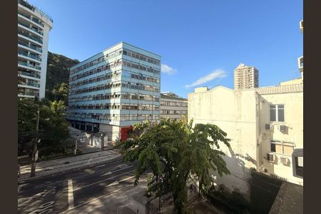 Apartamento à venda com 89m², 2 quartos e sem vaga