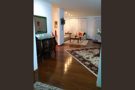 Apartamento à venda com 240m², 4 quartos e 4 vagasFoto 03