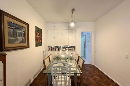 Apartamento à venda com 167m², 4 quartos e 2 vagasSala
