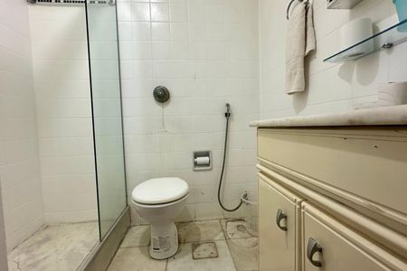 Apartamento à venda com 167m², 4 quartos e 2 vagasBanheiro Social