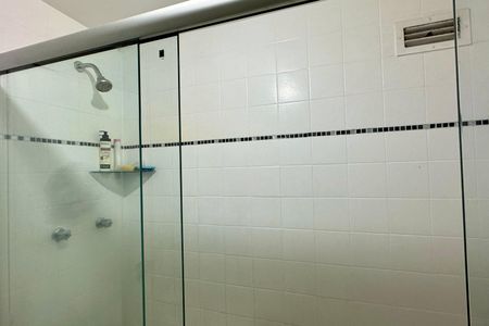 Apartamento à venda com 167m², 4 quartos e 2 vagasBanheiro Social