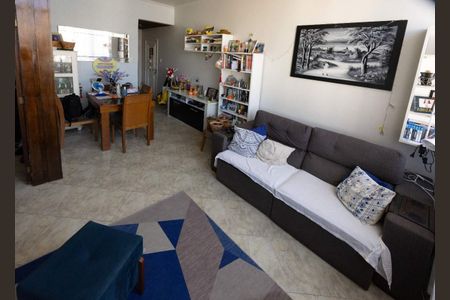 Apartamento à venda com 75m², 2 quartos e 1 vaga