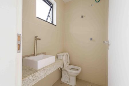 Casa à venda com 212m², 4 quartos e 3 vagas Casa à venda com 212m², 4 quartos e 3 vagasLavabo 2