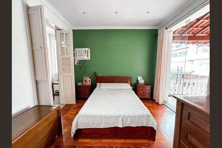 Casa à venda com 120m², 4 quartos e 2 vagas
