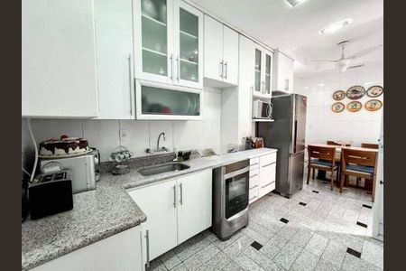 Casa à venda com 120m², 4 quartos e 2 vagas