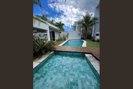 Casa à venda com 560m², 4 quartos e 2 vagas