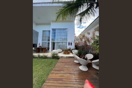 Casa à venda com 560m², 4 quartos e 2 vagas