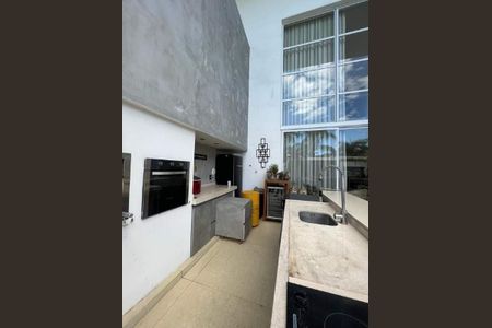 Casa à venda com 560m², 4 quartos e 2 vagas