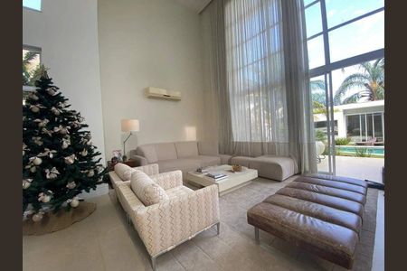 Casa à venda com 560m², 4 quartos e 2 vagas