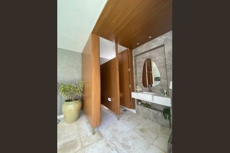 Casa à venda com 560m², 4 quartos e 2 vagas