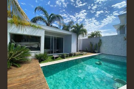 Casa à venda com 560m², 4 quartos e 2 vagas