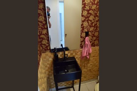 Apartamento à venda com 222m², 3 quartos e 3 vagasLavabo