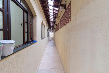 Casa à venda com 237m², 3 quartos e 3 vagas Casa à venda com 237m², 3 quartos e 3 vagasQuintal