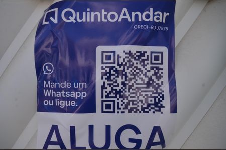 Casa de condomínio para alugar com 400m², 3 quartos e 4 vagasPlaca instaladada