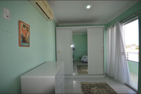 Casa de condomínio para alugar com 400m², 3 quartos e 4 vagasQuarto 1