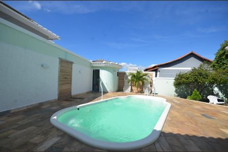 Casa de condomínio para alugar com 400m², 3 quartos e 4 vagasPiscina