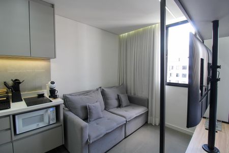 Sala de apartamento para alugar com 1 quarto, 24m² em Butantã, São Paulo