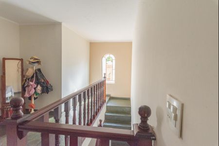 Casa à venda com 200m², 3 quartos e 3 vagas Casa à venda com 200m², 3 quartos e 3 vagasCorredor