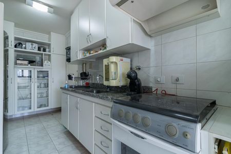 Apartamento à venda com 98m², 3 quartos e 2 vagasCozinha