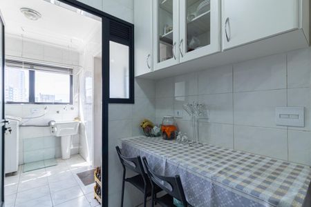 Apartamento à venda com 98m², 3 quartos e 2 vagasCozinha