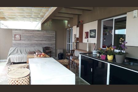 Apartamento à venda com 130m², 3 quartos e 2 vagasVaranda Gourmet