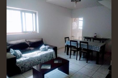 Sala de casa à venda com 3 quartos, 210m² em Vila Prudente, São Paulo